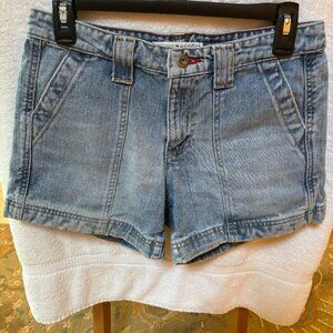 TOMMY HILFIGER SHORTS - SIZE 2